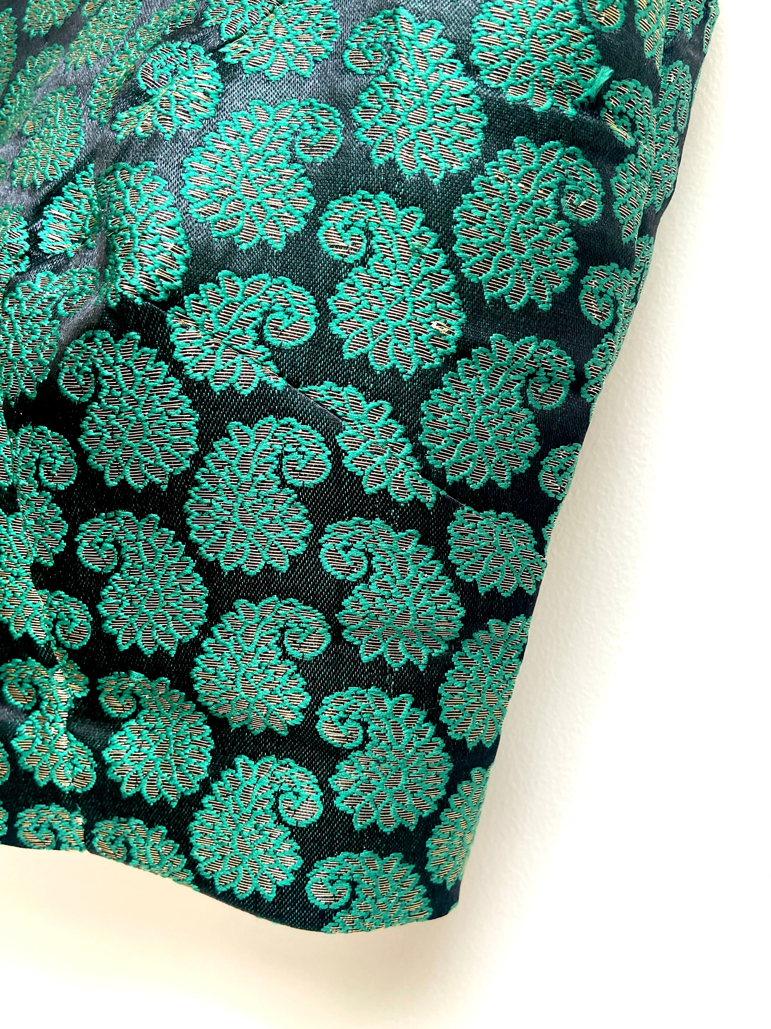 Ambi Jacquard crop top