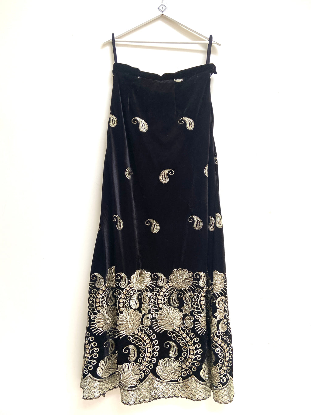 Ambi embroidered black velvet lehenga skirt