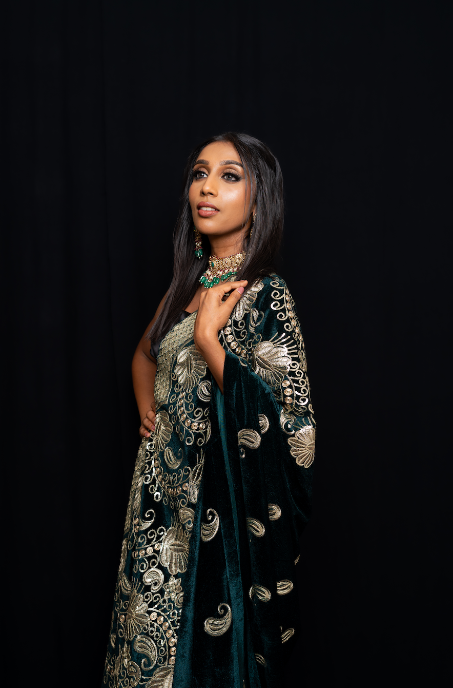 Ambi green velvet skirt and shawl set