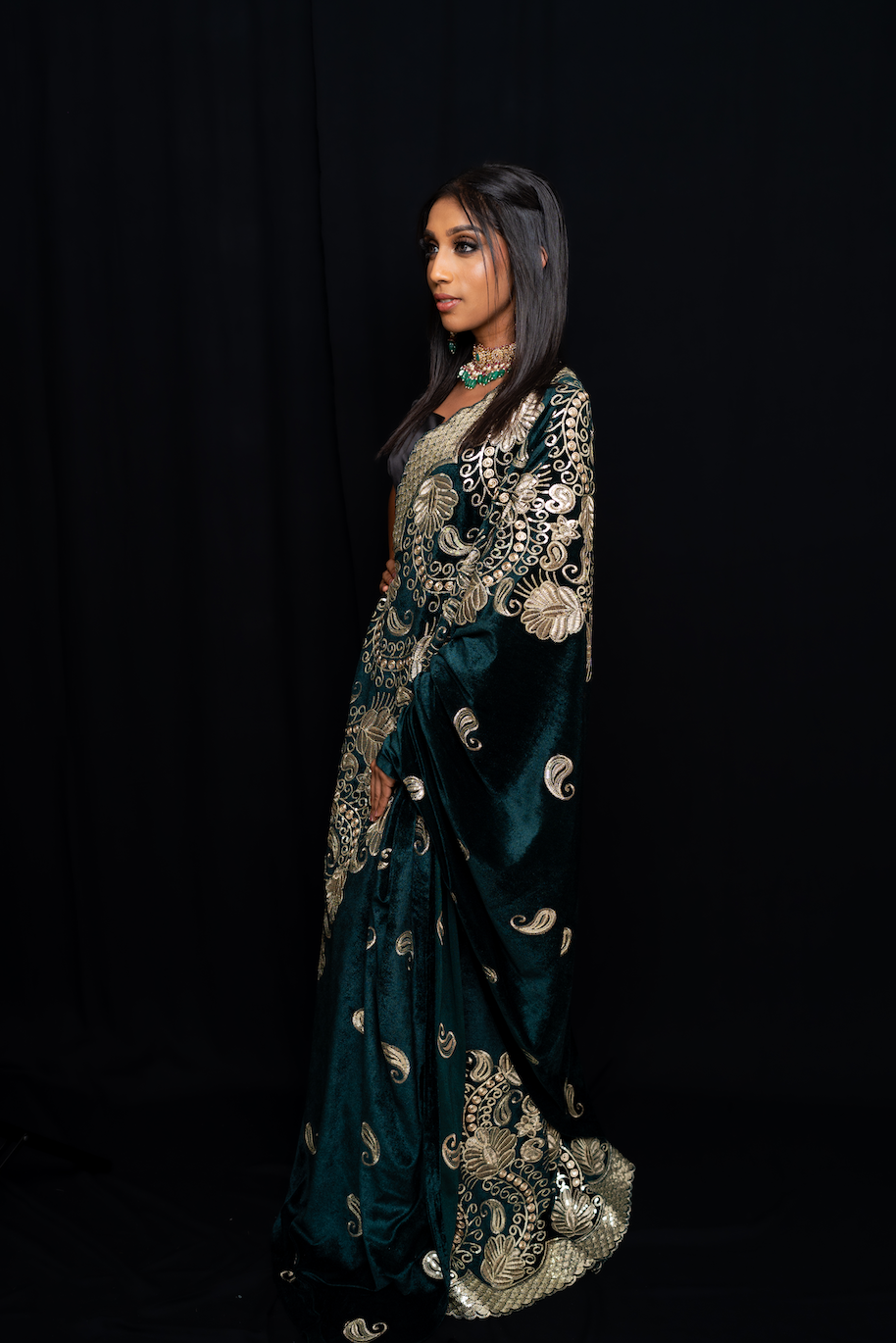 Ambi green velvet skirt and shawl set