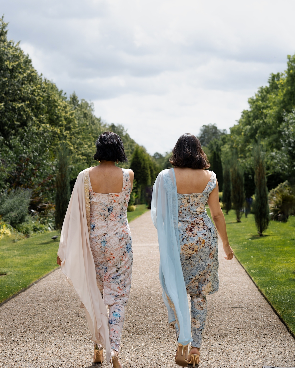 Blue floral jacquard trouser suit