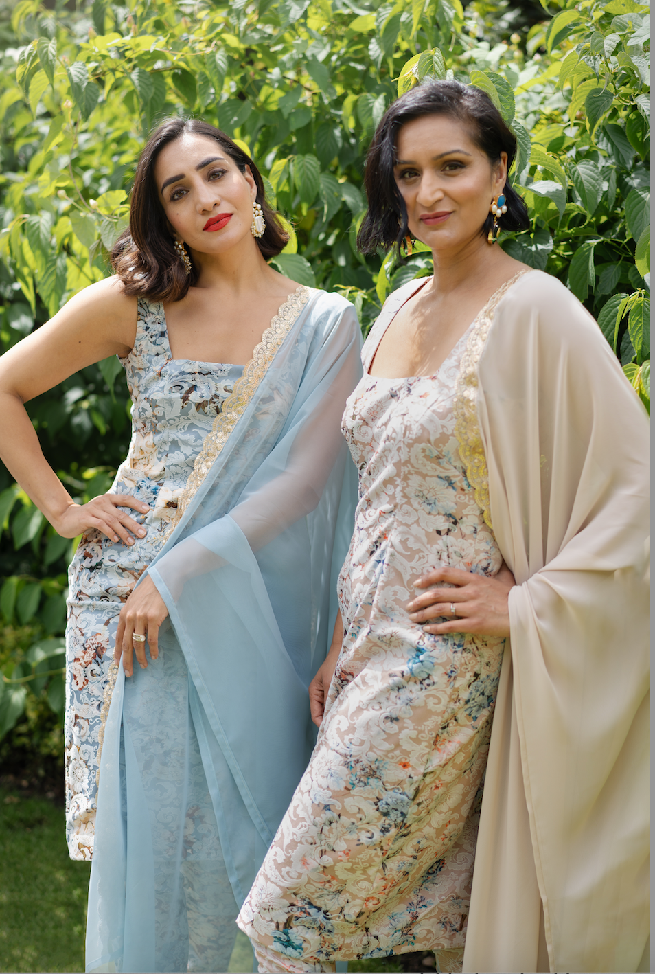Blue floral jacquard trouser suit