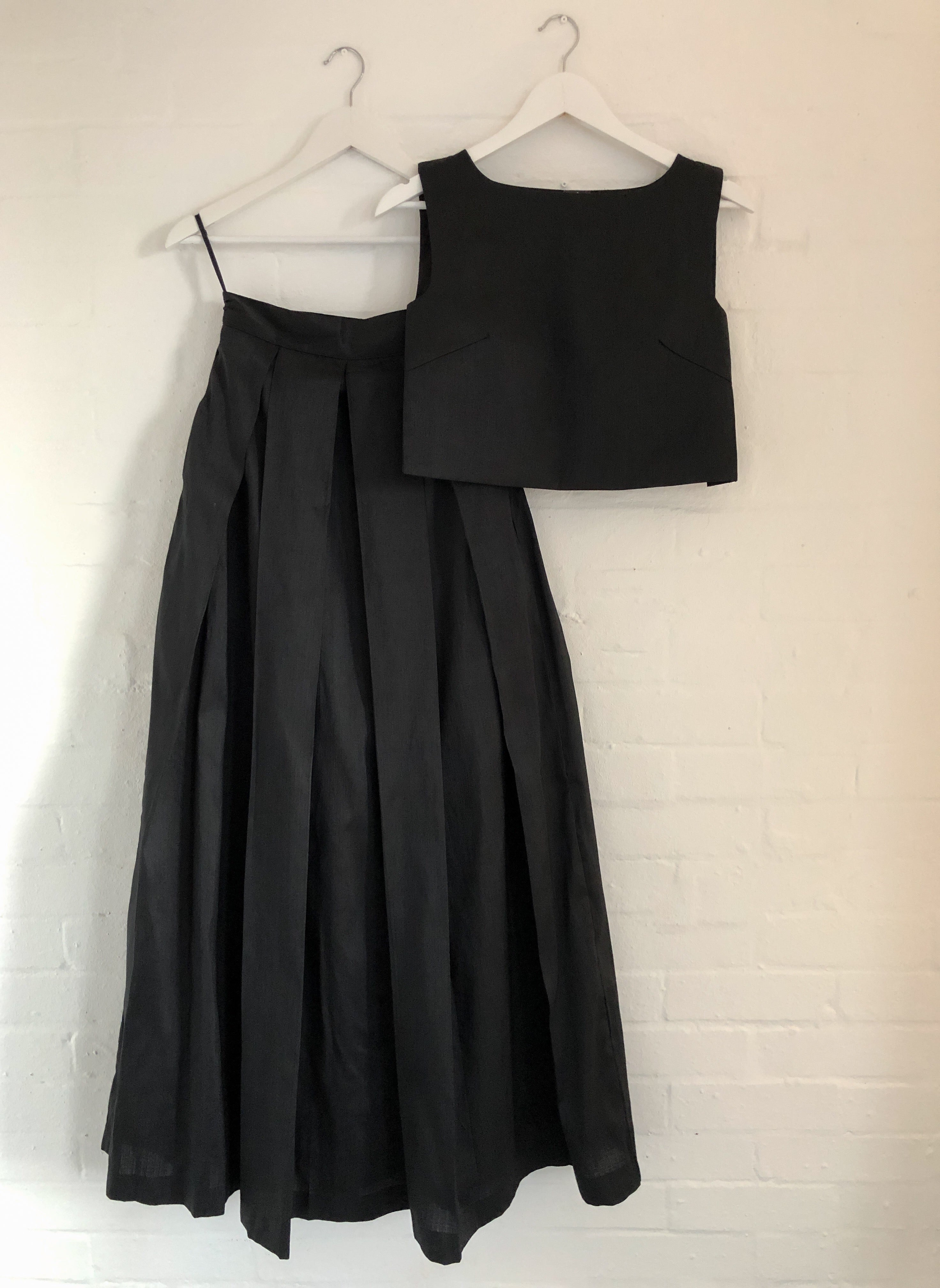Black Cross Over Top