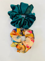 2pk green scrunchies