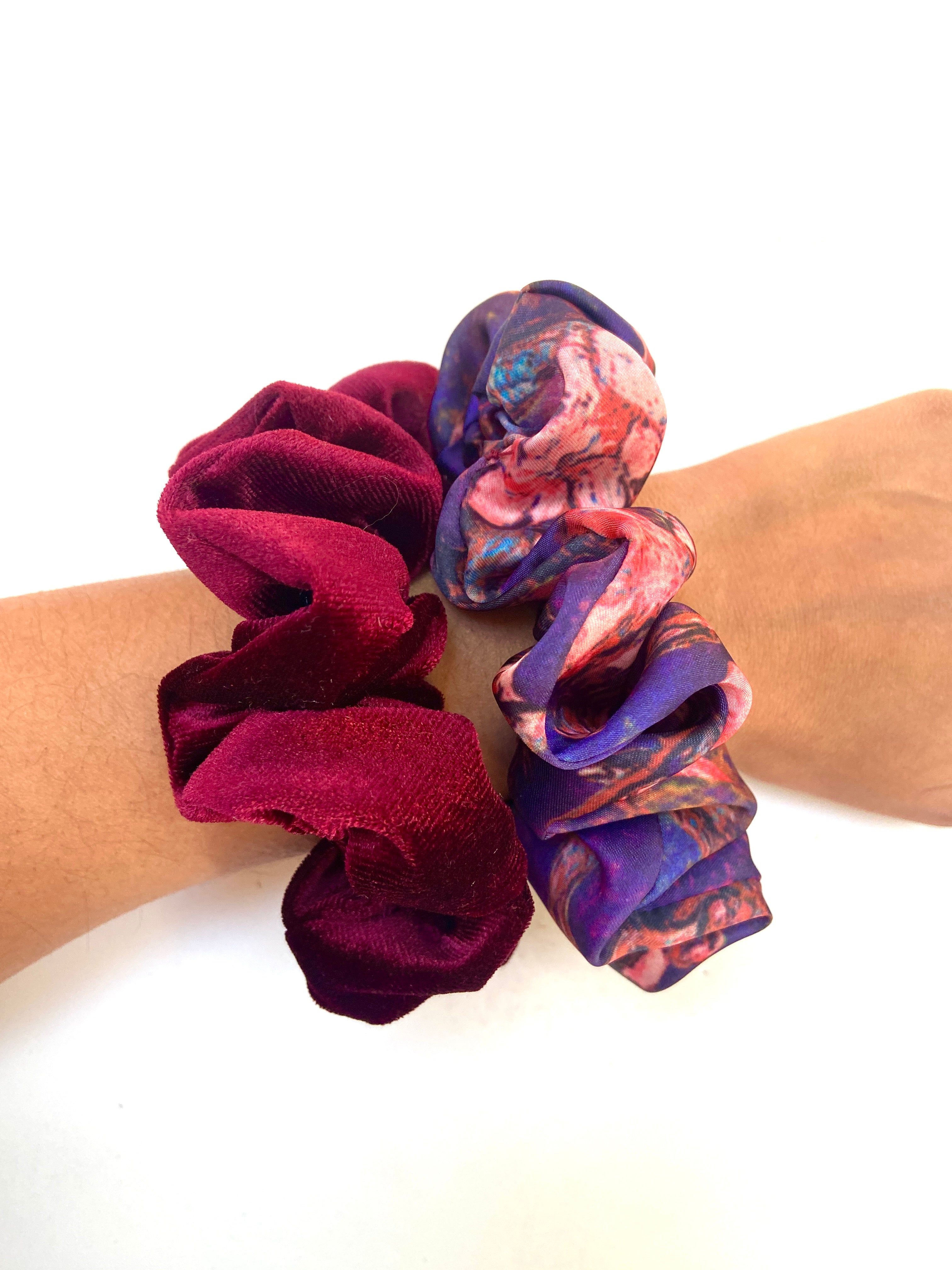 2pk magenta scrunchies