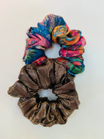 2pk blue and gold scrunchies