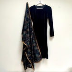 Floral velvet / net dupatta - Black