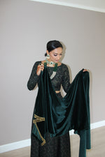 Velvet shawl available in various colours