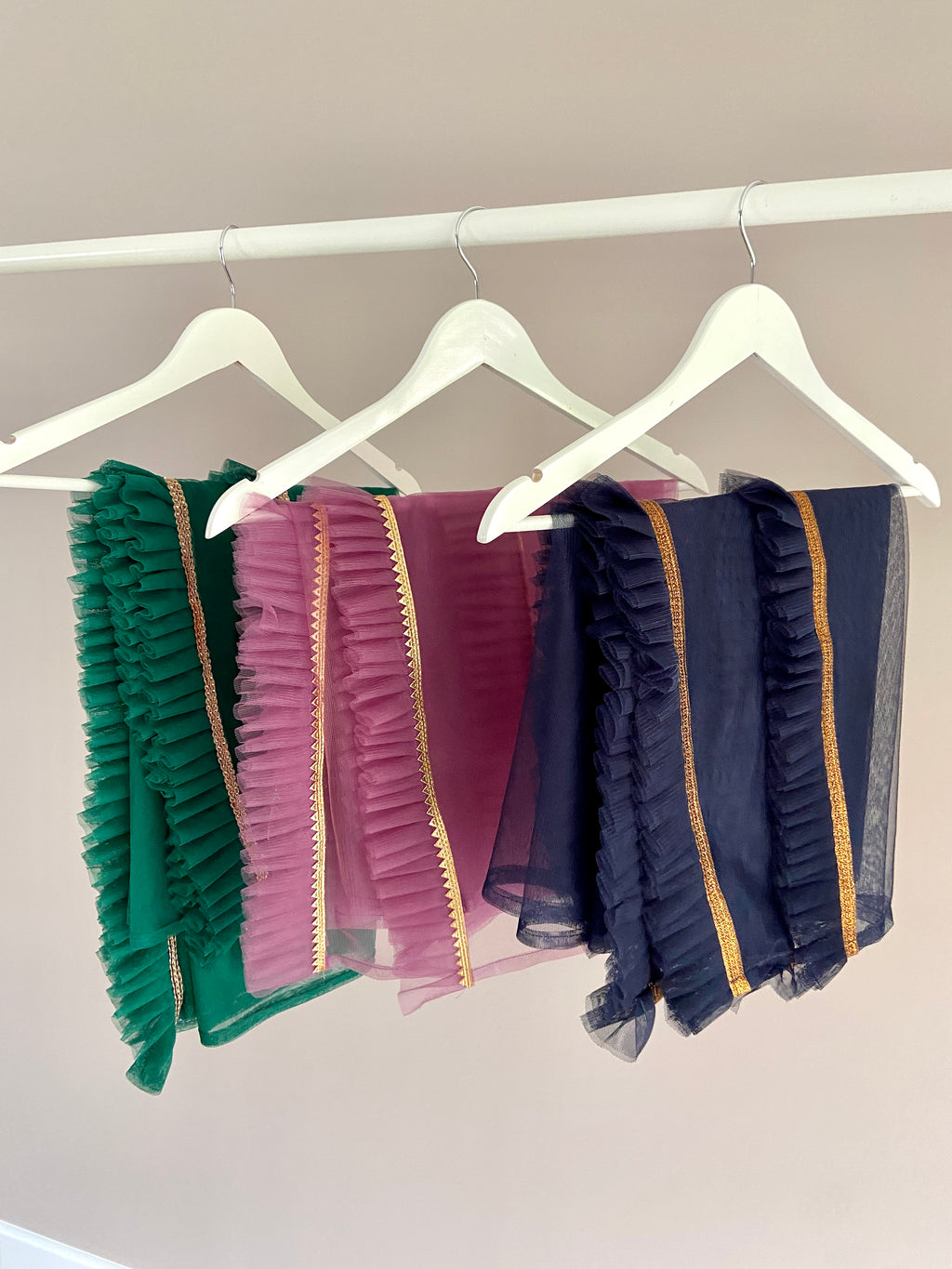 Double row pleat dupatta